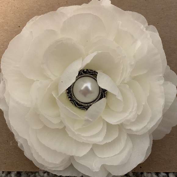 BRIDE Hair Rose Accessories - Picture 3 of 4